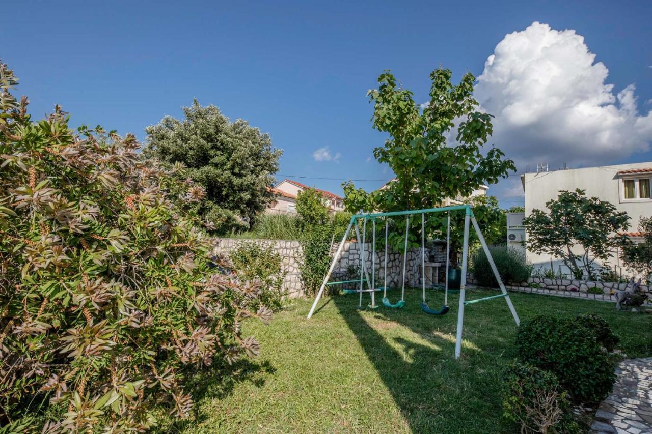 3 Apartament *