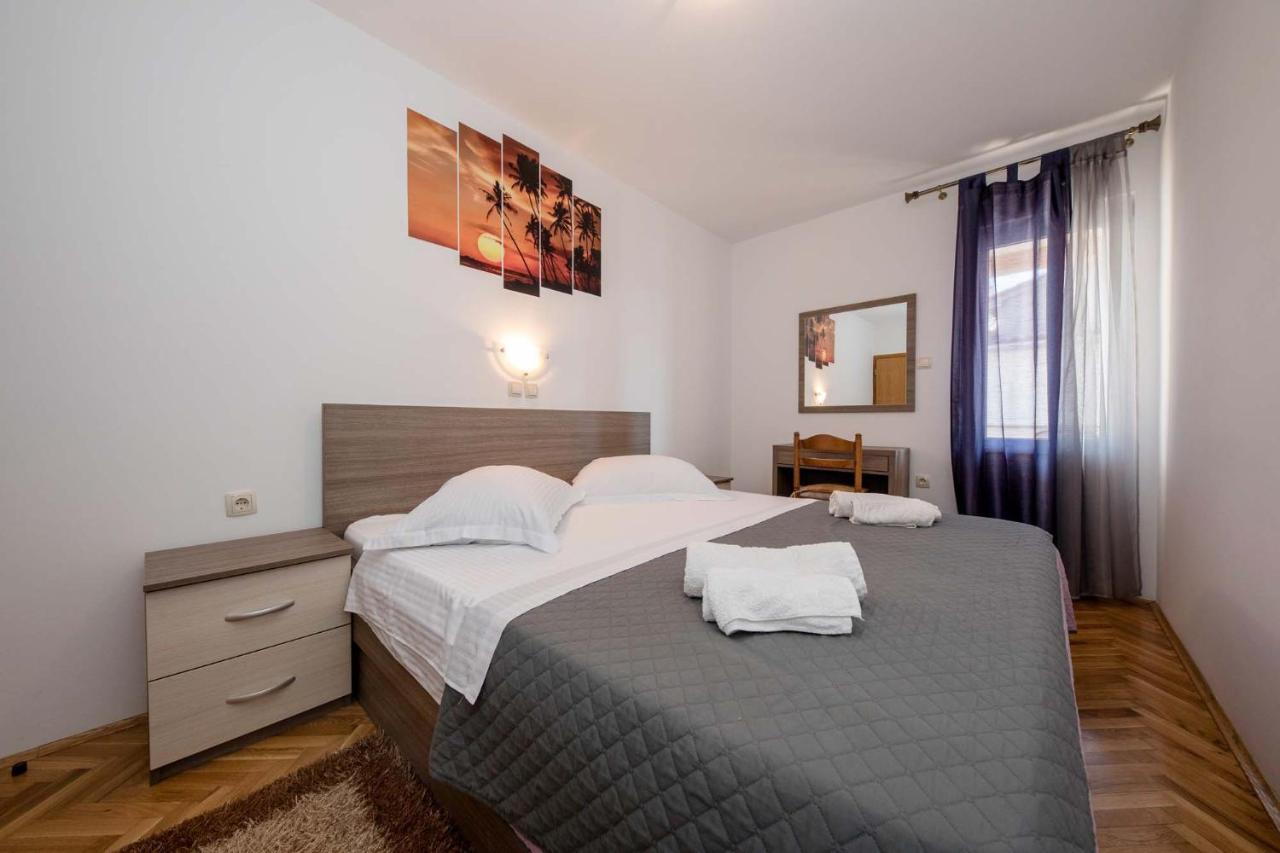 3 Apartament *