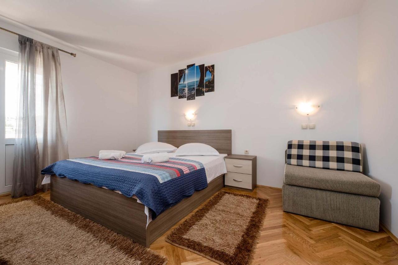 3 Apartament Lopar