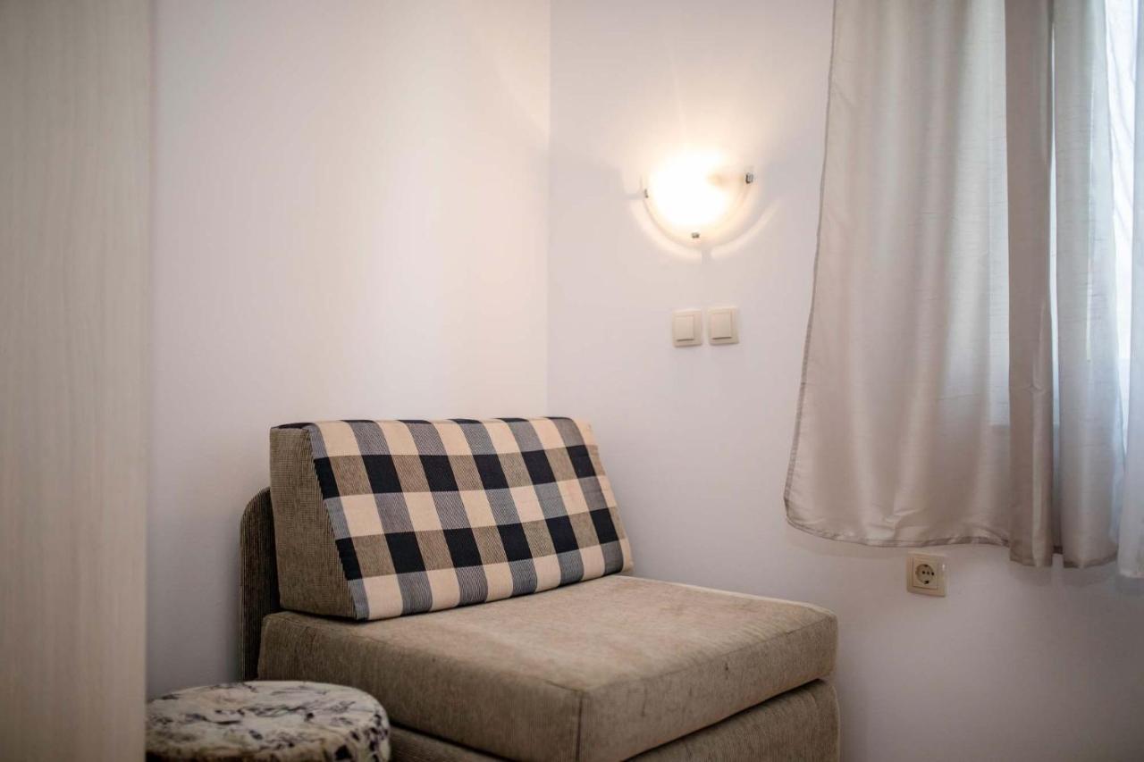 Apartment 3