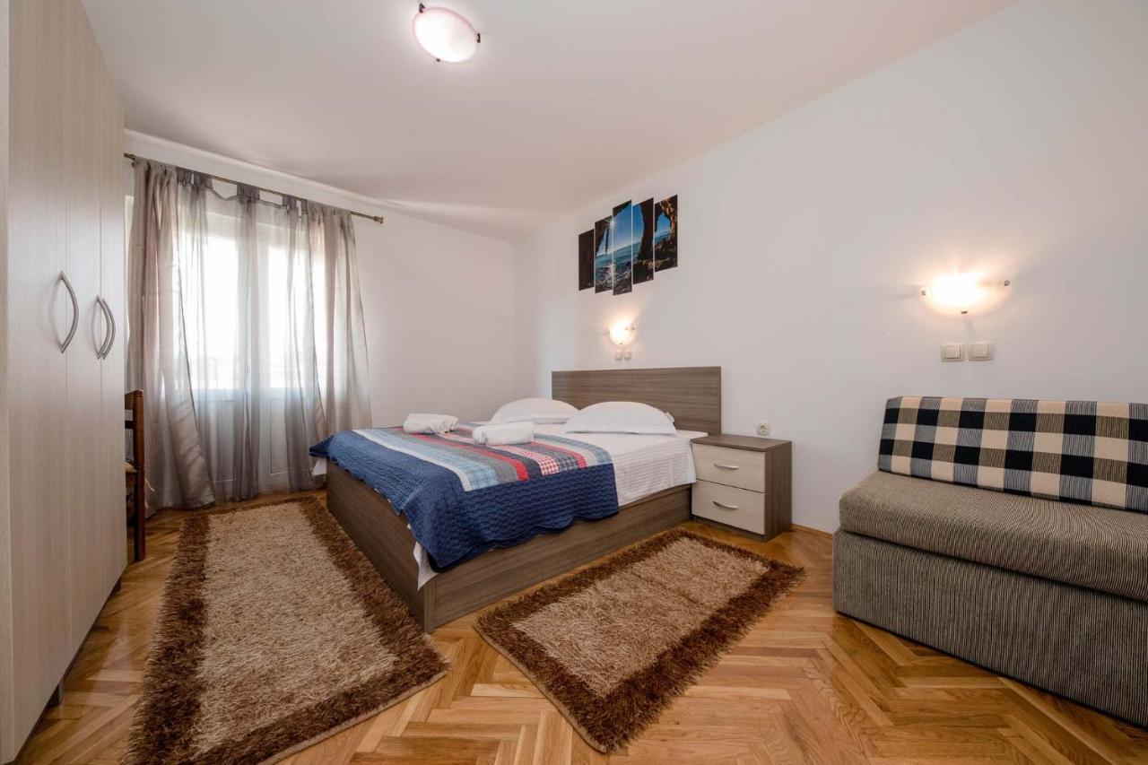 Apartment 3