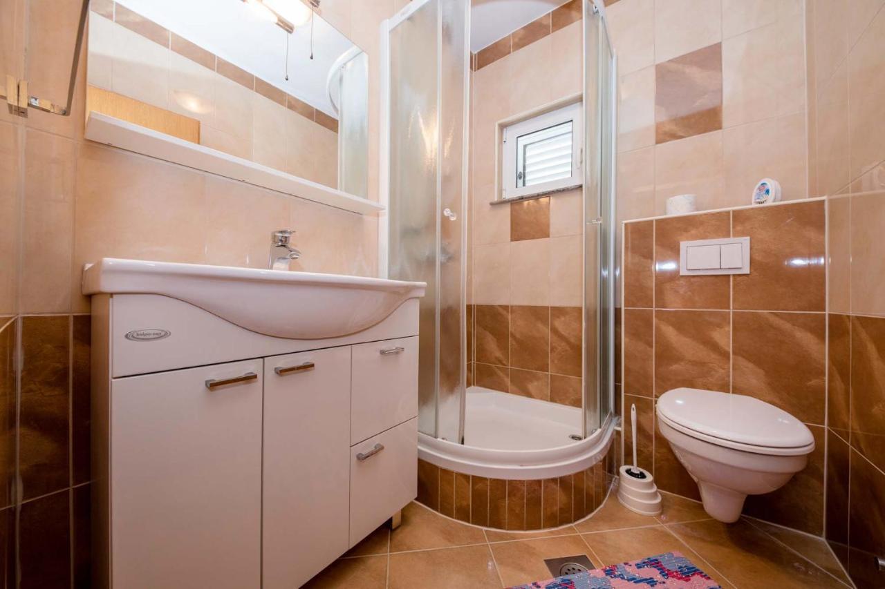 Apartment 3